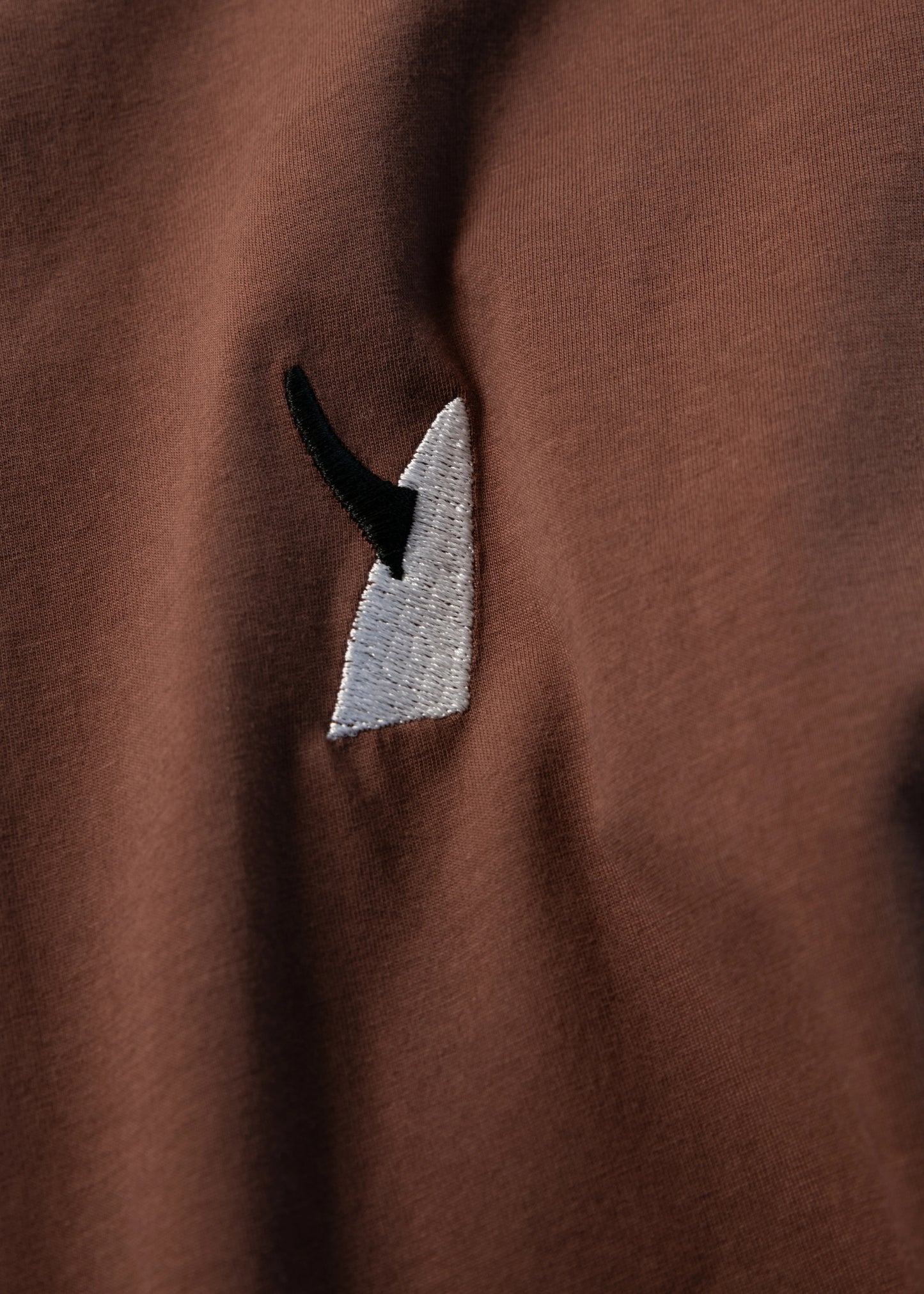 McTavish Single Fin Tee Brown