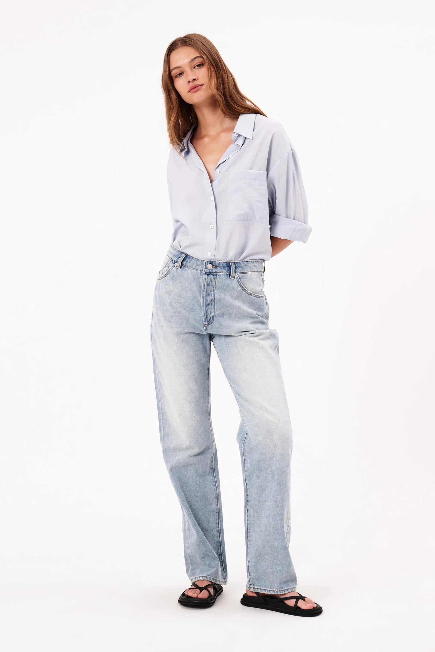 Rolla’s 90’s Relaxed Faded Blue Jean Light Vintage Blue