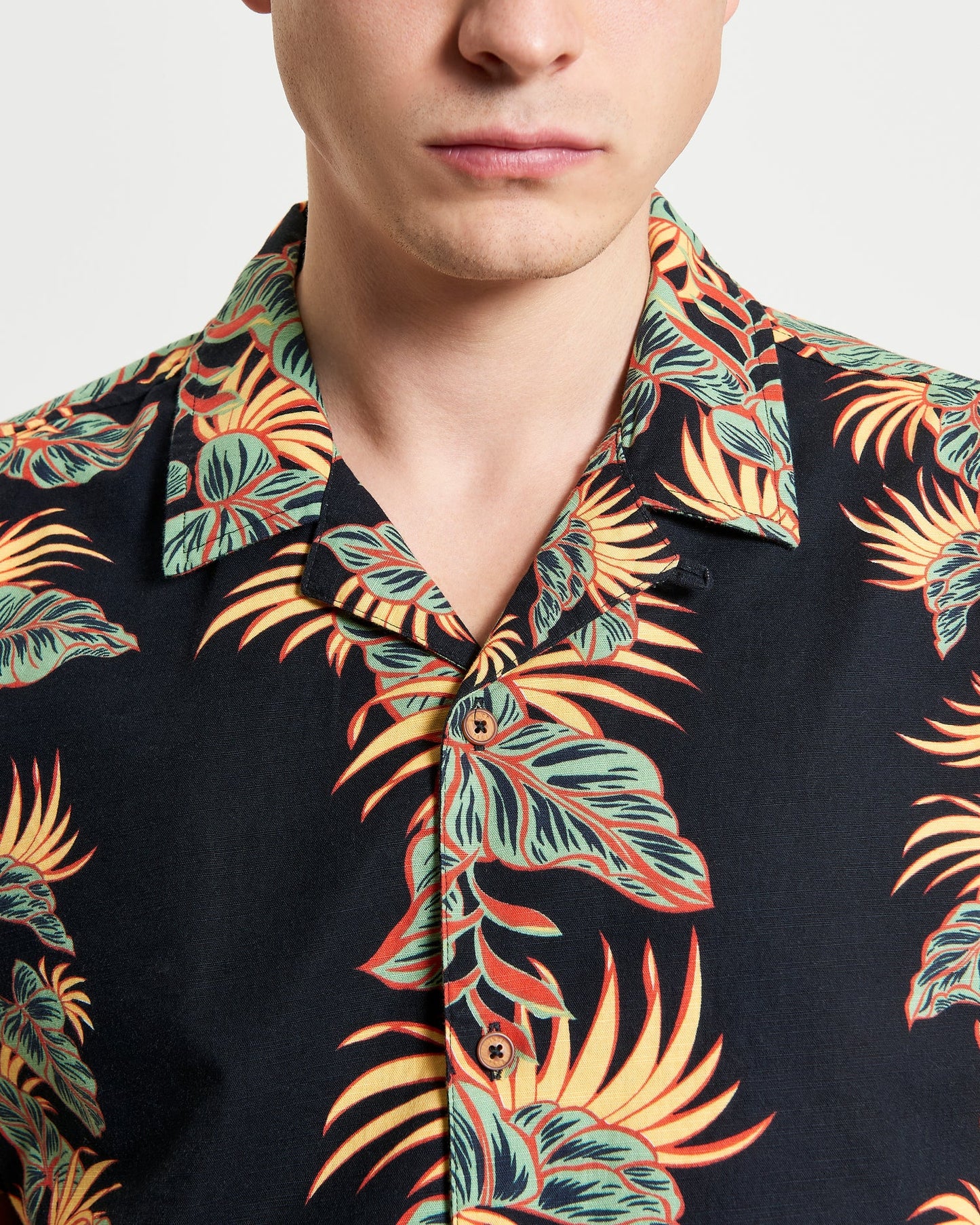 Ben Sherman B1012442 Botanical Leaf Print - Urban Depot Leederville