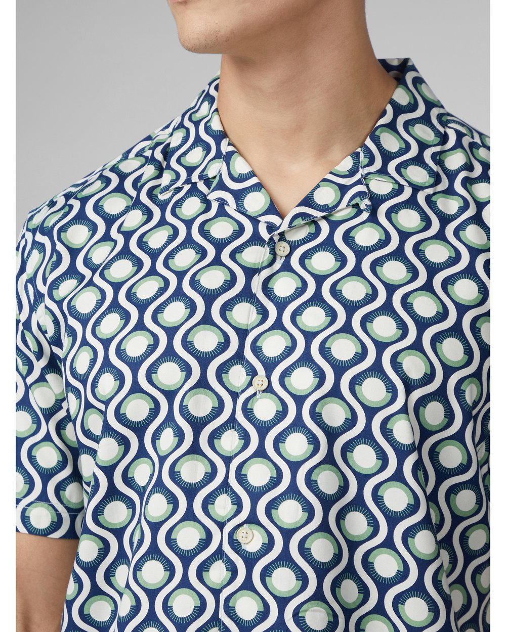 Ben Sherman Retro Geo Print S/S Shirt 658 461