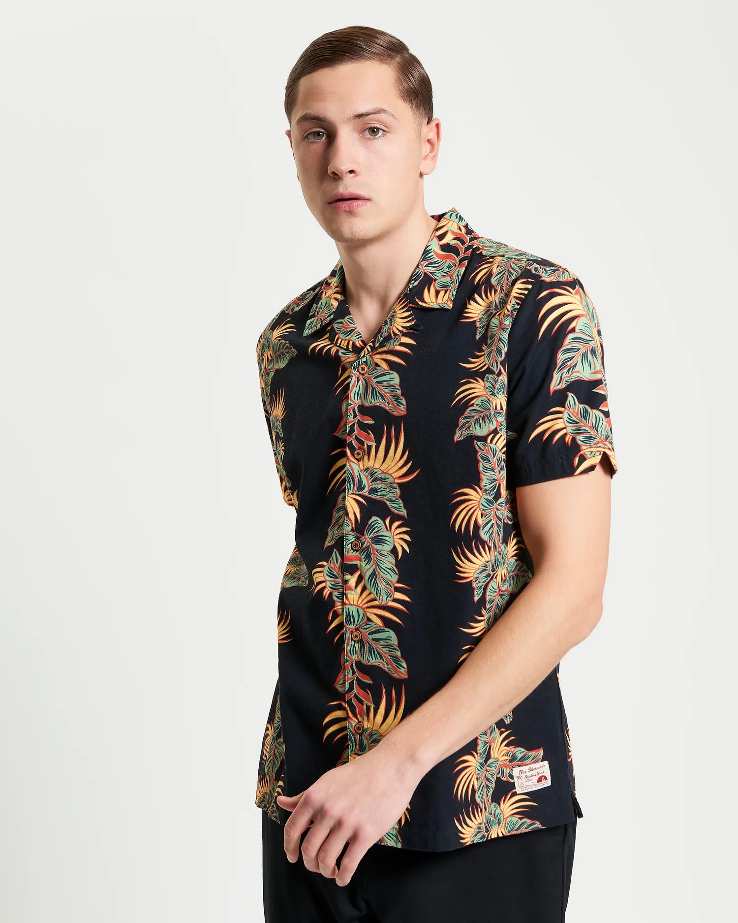 Ben Sherman B1012442 Botanical Leaf Print - Urban Depot Leederville