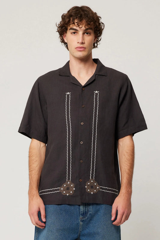 Rolla's Motif Emb Bowler Shirt Black