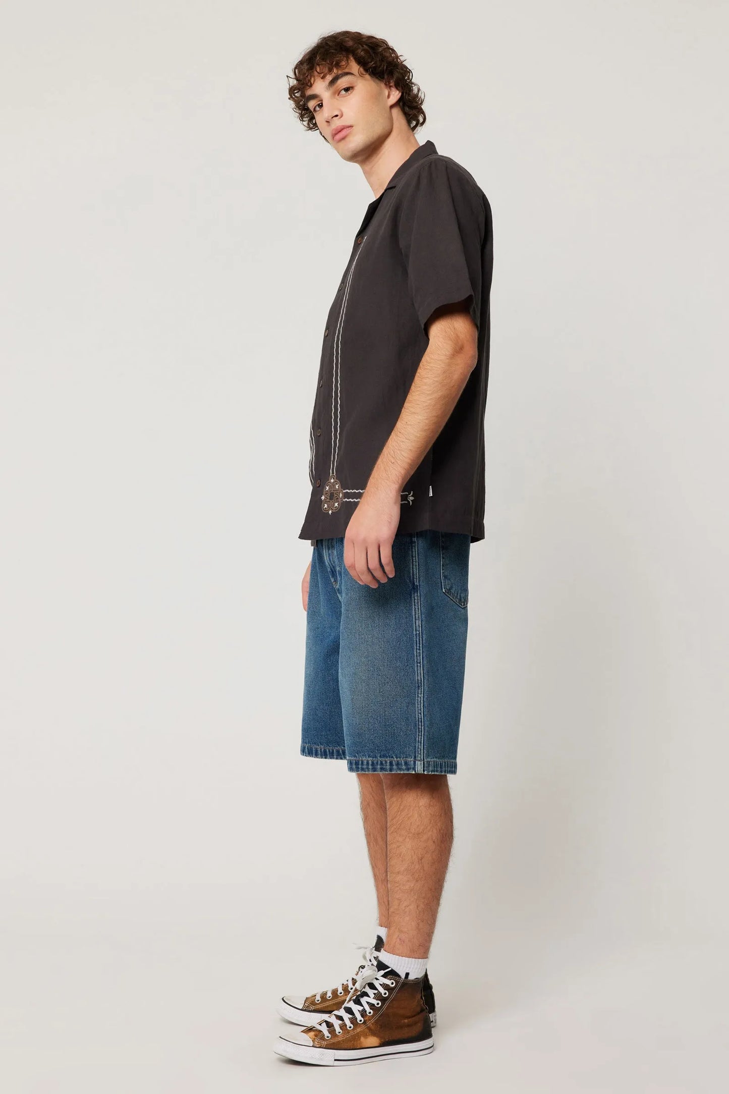 Rolla's Motif Emb Bowler Shirt Black