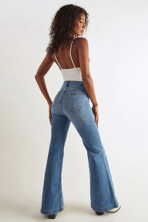 Rolla’s Eastcoast Flare Denim